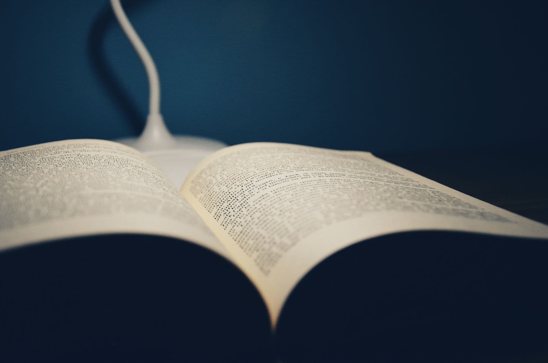 Scripture Analysis Meaning: How to Read Bible Verses in Context