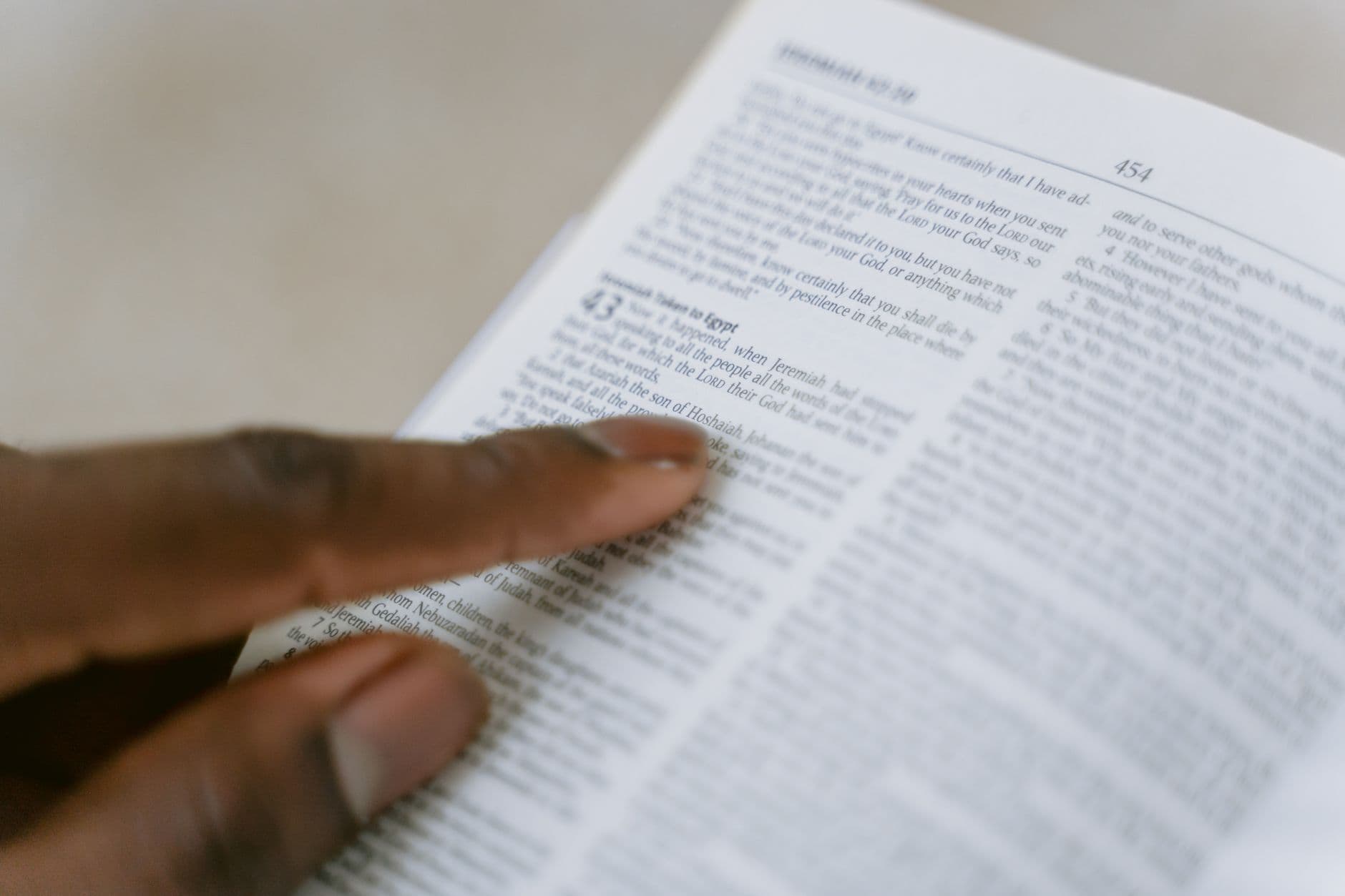 7 Best Free Bible Apps for Android Without Ads in 2026