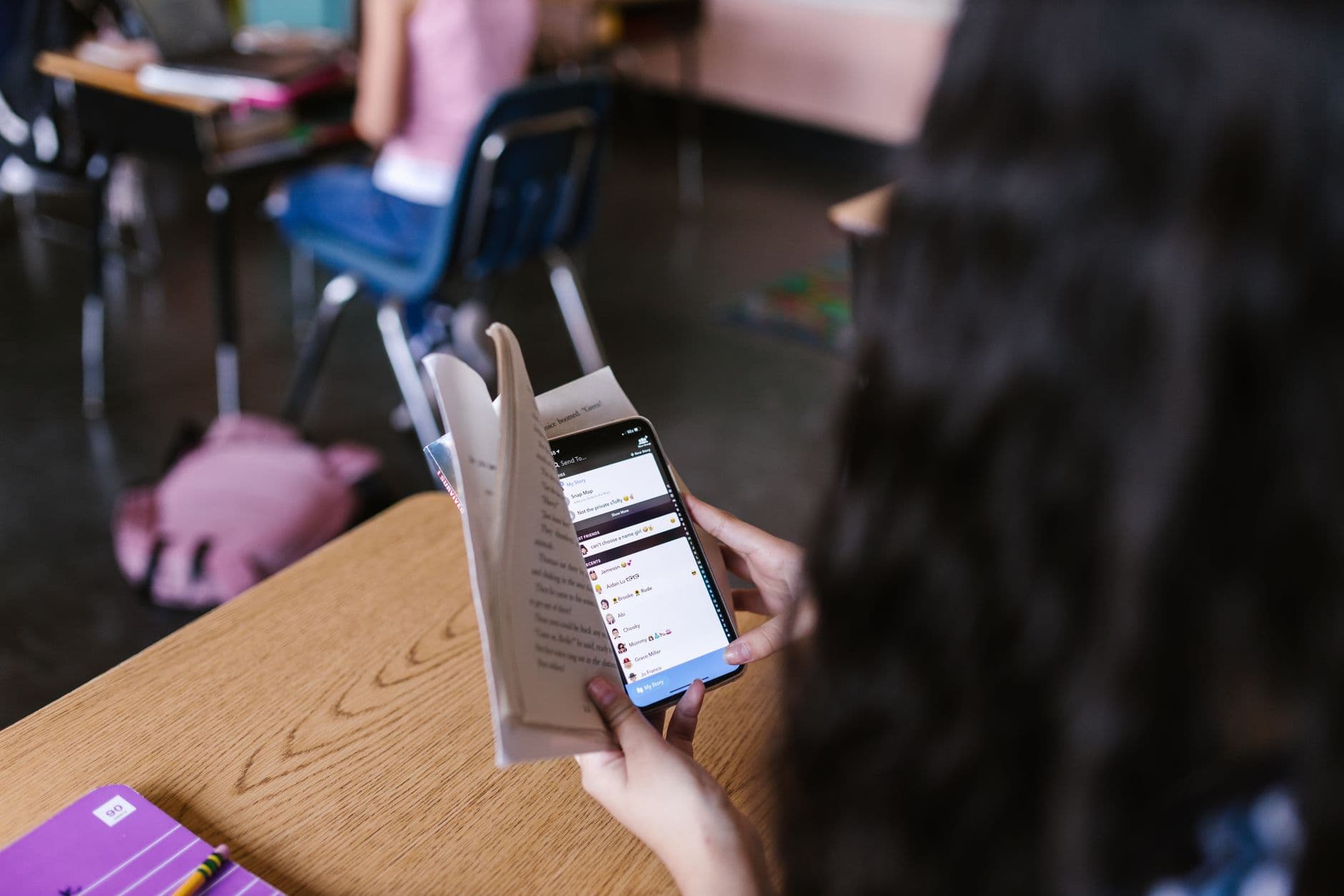Best Free Bible Apps Without Ads: A Deep-Dive Comparison for Distraction-Free Study