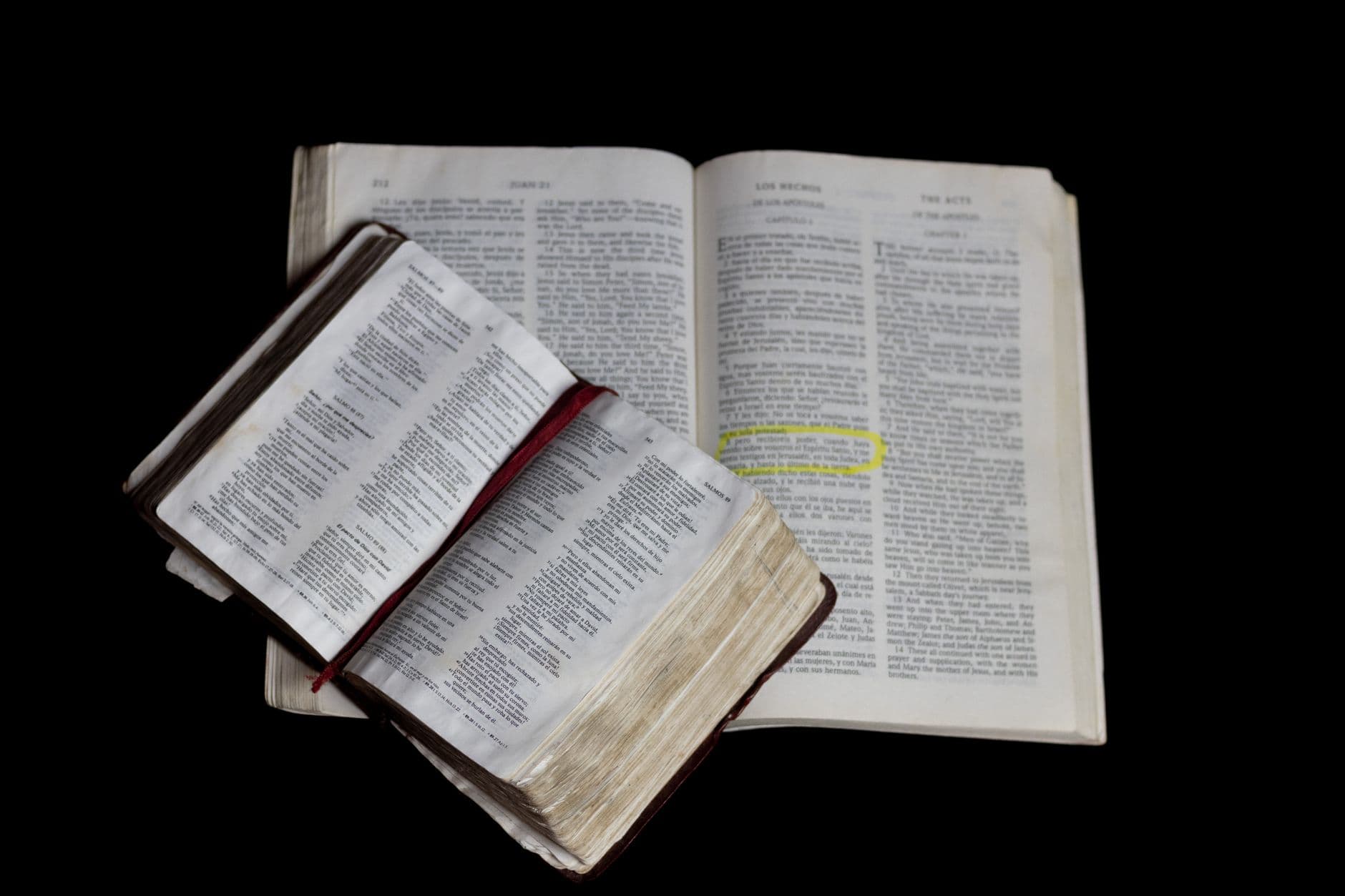 The Ultimate Guide to Christian Study Bibles in App Form: How to Get Study Notes, Cross References, and Original Languages on Your Phone