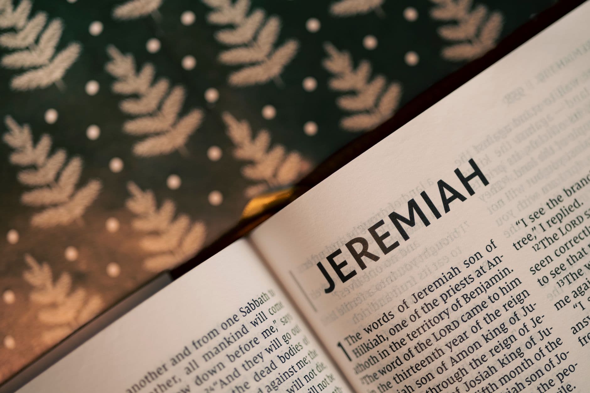 Jeremiah 29:11 in Context: Using Bible Apps to Avoid Misinterpretation