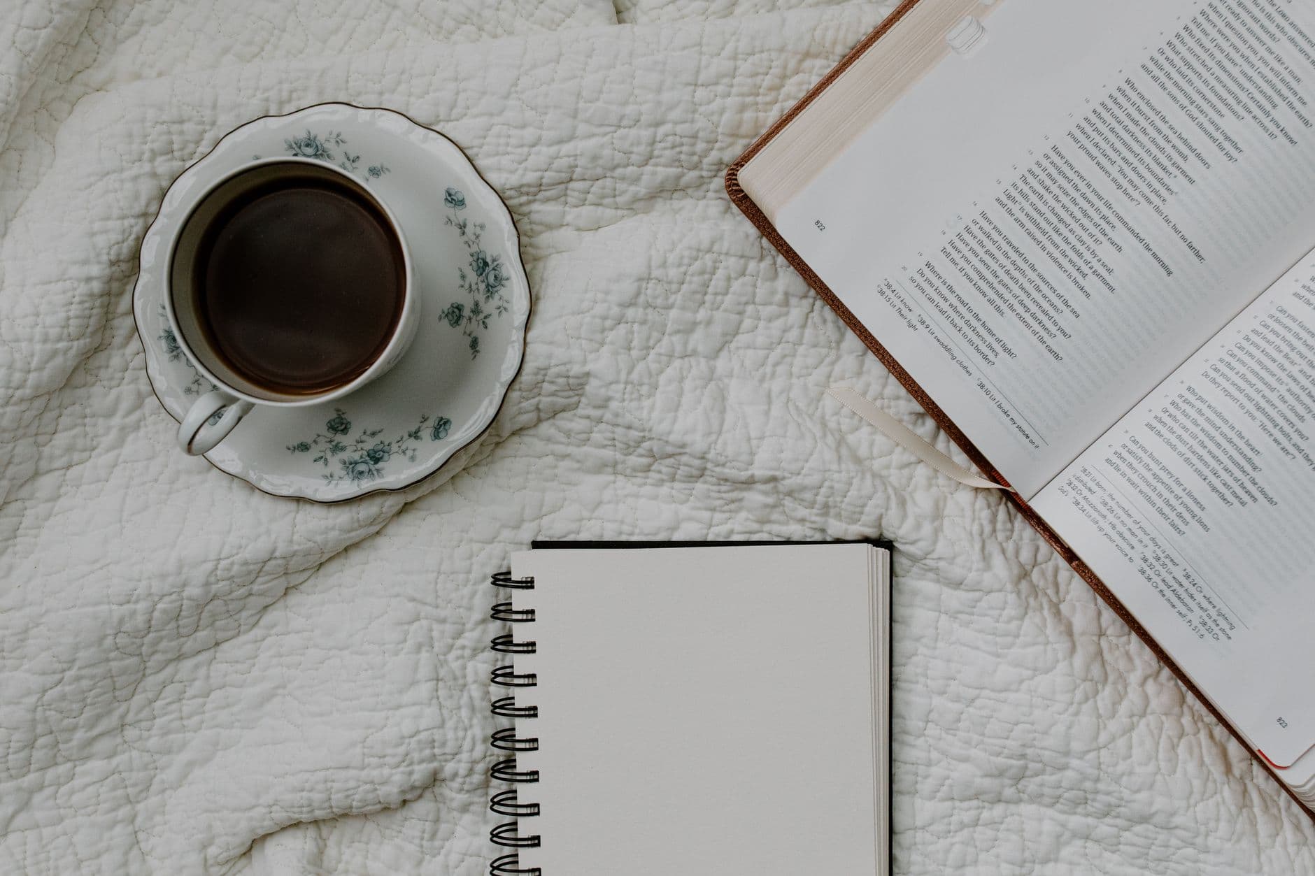 How to Read the Bible in Context: A Step-by-Step Workflow Using Bible Study Apps
